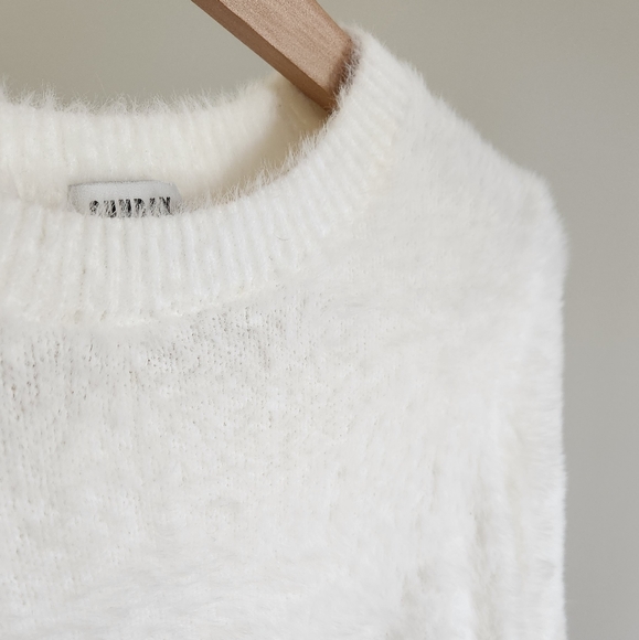 Sunday Best Kitten Sweater - Picture 5 of 17